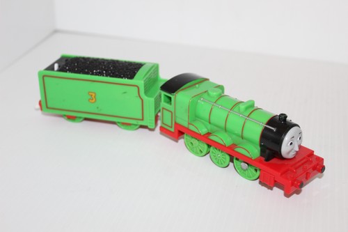 Thomas friends henry - thomas,