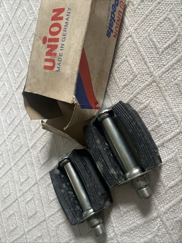Pedal pair union - pedal,