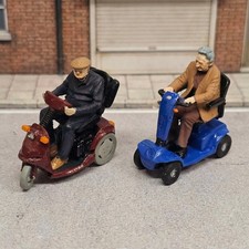 FG49 - Pensioners on Mobility