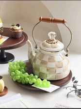 Vintage Enamel Tea Kettle 2.5L