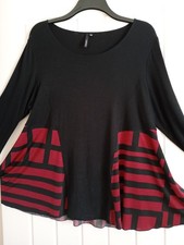 Yong Kim Black/Red Womens Top