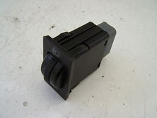 Toyota Avensis headlight Level