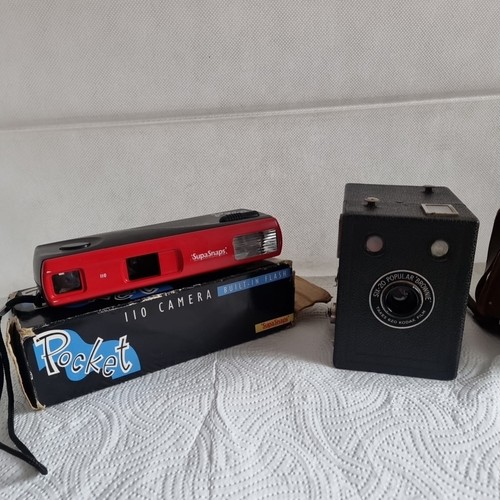 Pair vintage kodak six 20 - pair,
