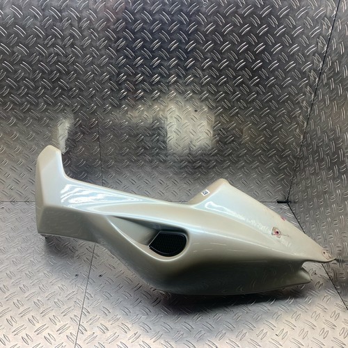 Wing rear side panel trim - wing,