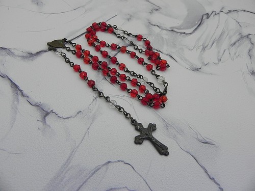 Vintage red faceted crystal - vintage,