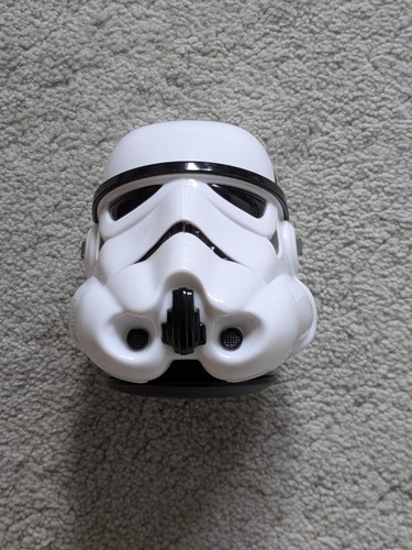 Star wars stormtrooper helmet - star,