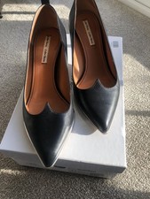 Women’s Black/gold Leather