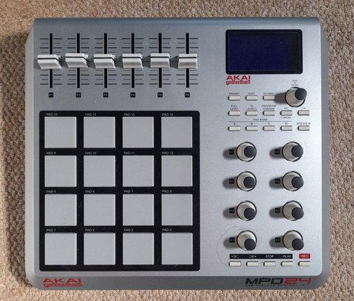 Akai mpd24 midi controller - midi,
