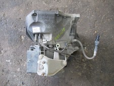 2017 FORD TRANSIT COURIER KOMBI B460 1.5TDCI 5 SPEED MANUAL GEARBOX ET7R7002ABG