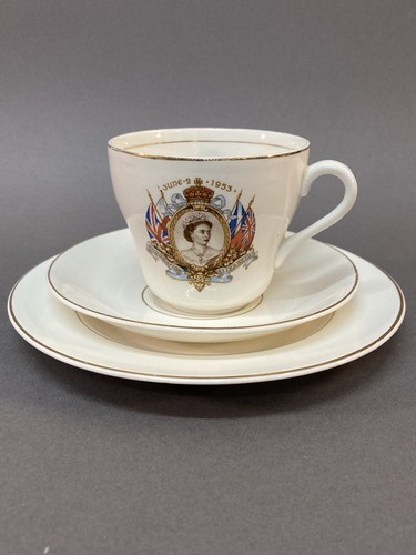 Queen elizabeth coronation - elizabeth,