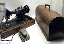 VINTAGE 1956 Singer 99K
