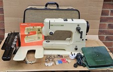 Vintage Bernina 530-2 Record automatic Zig Zag Electric Free-Arm Sewing Machine