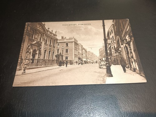 High street worcester - street,,