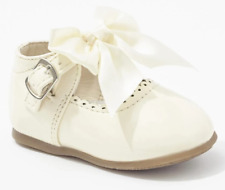 BABY GIRLS CREAM BOW SHOES SPANISH STYLE PATENT MARY JANE PARTY SHOES UK 2-8 