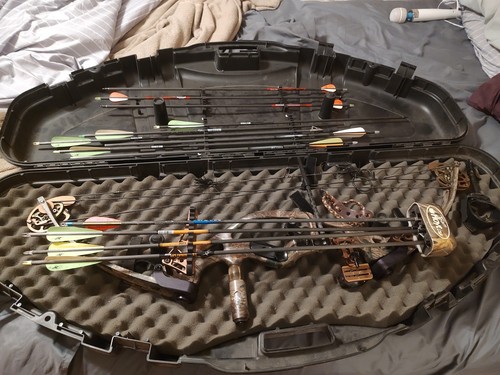 Hoyt zr200 with hard - with, case