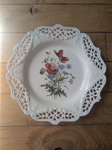 Royal creamware england - creamware,