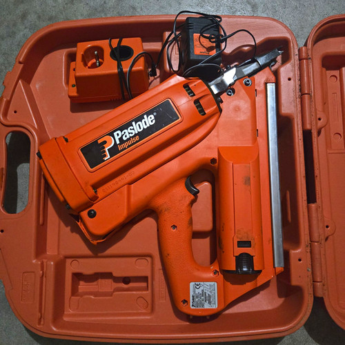 Paslode impulse framing - framing, gun