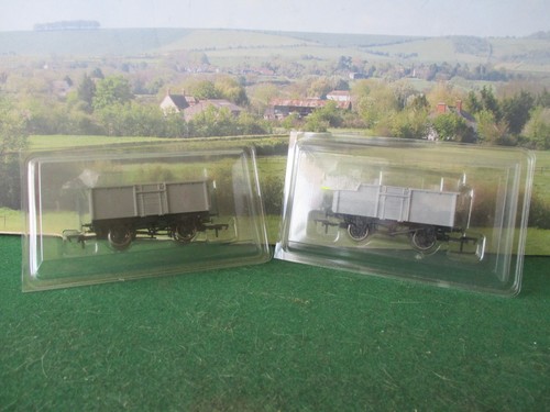 Dapol mineral wagon with - 2, x