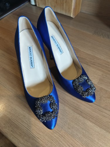 Manolo blahnik hangisi blue - manolo,