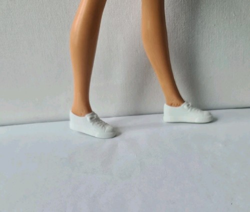 Sindy fashion doll trainers - sindy,