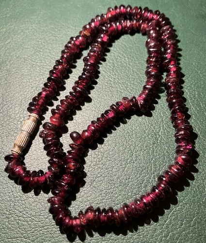 Vintage deep red smooth - red,