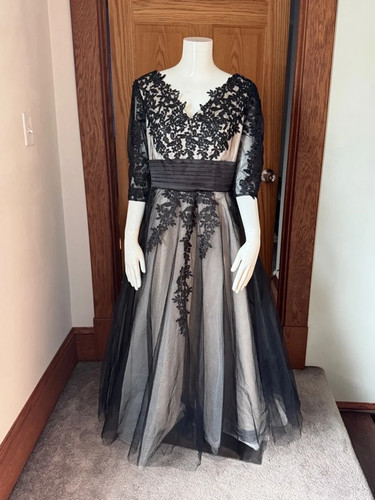 Black lace tulle formal dress - black,
