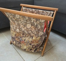 Vintage wooden magazine rack - wooden,