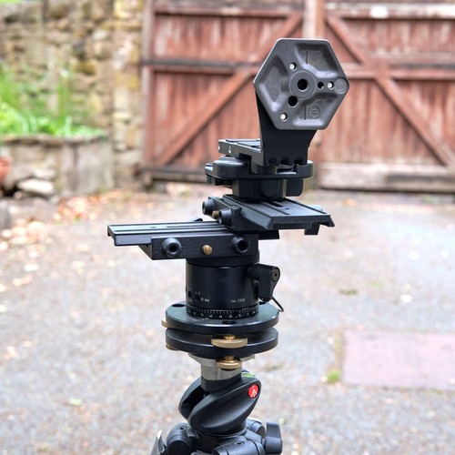 Manfrotto 303 panoramic - , head