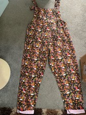 Rainbow And Flowers Large