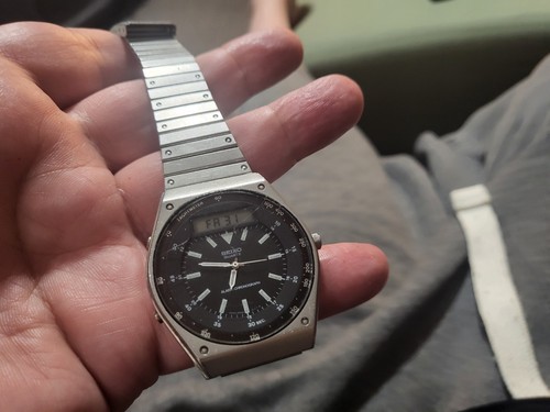 Aliens seiko h556 - aliens, worn