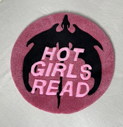 Hot girls read - girls, tufted
