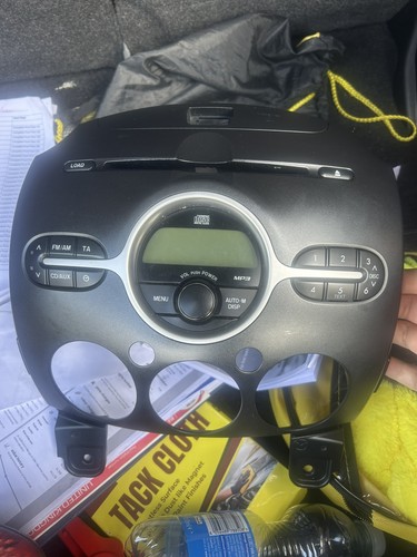 Mazda tamura stereo radio - tamura,