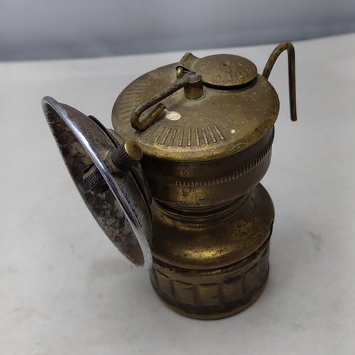Vtg butterfly trade - vtg, mark