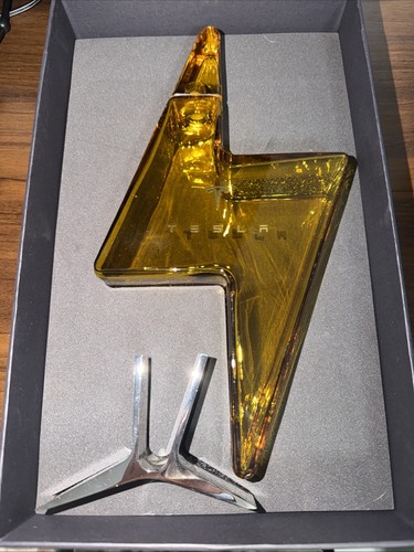 Tesla lightning bolt - bolt, decanter