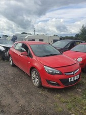 VAUXHALL ASTRA J RED 2010-