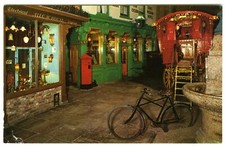 1970s Postcard King William Hotel & Gypsy Caravan in Castle Museum York Unposted