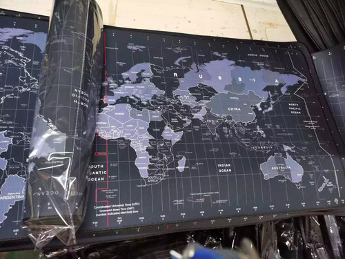 Extra large gaming mouse mat - large,