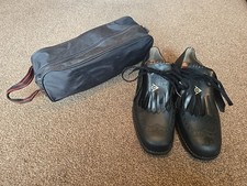 Designer: Dunlop.  Vintage Black Brogue Golf Shoes. UK Size 8. EU 42. Incl: Bag