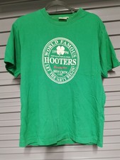 Hooters Green Shortsleeve T