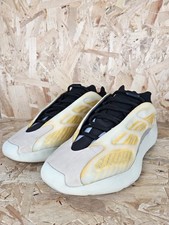 Mens Adidas Yeezy 700 V3 Safflower Trainers Size UK10.5