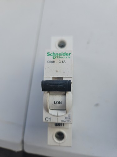 Schneider electric ic60h c1a - ic60h,
