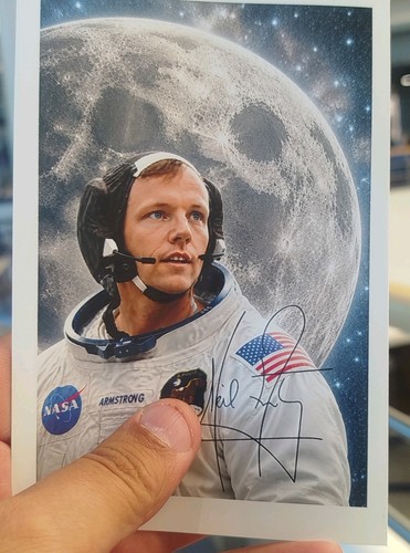 Autograph neil armstrong - neil,