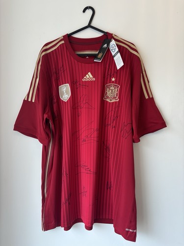 Spain squad signed shirt 2014 - signed,