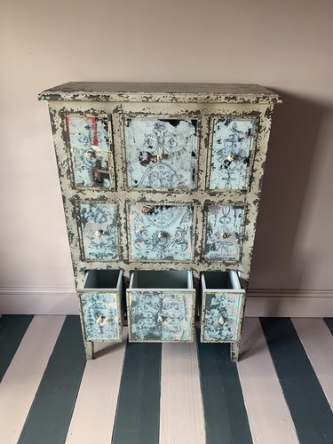 Modern distressed mirrored - distressed,
