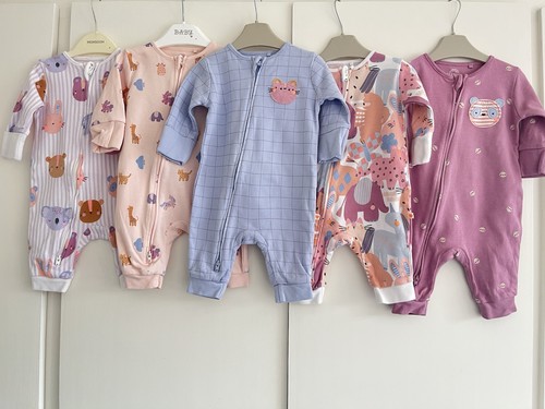 Baby girls months next zip - 0-3,
