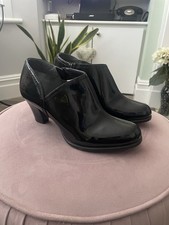 Clarks Black Patent Leather Shoe Boots NEW Uk 5.5 Eu 39