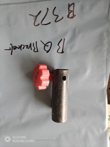 Strimmer shaft connector - shaft,