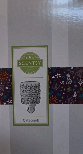 Scentsy catacomb wall warmer - catacomb,
