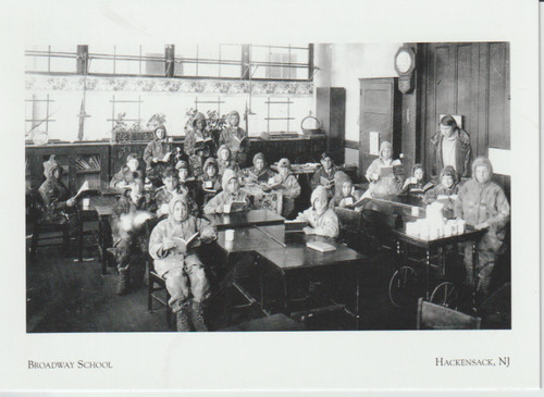 Postcard broadway school - *nj, school"