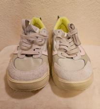 Vans Men and Women Ultrarange